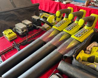 BATTERY POWERED TOOLS