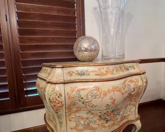 BOMBAY FRENCH STYLE CHEST