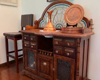 APOTHECARY STYLE SERVER