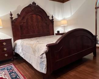 KING SIZE BED, NITE STAND CHESTS, DRESSERS, MIRRORS, ENTERTAINMENT CABINET ALL FROM HENREDON