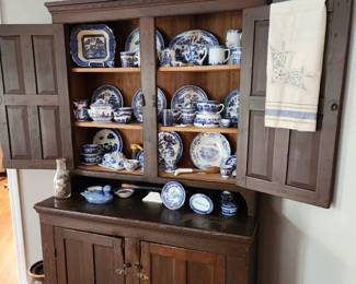 Blue Willow Dishware