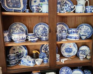 Blue Willow Dishware