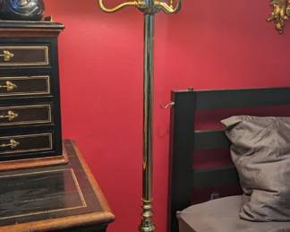 Vintage 3-way brass floor lamp