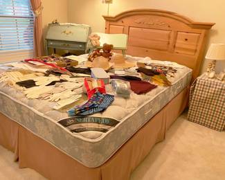 Pine Queen headboard, mattress