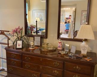 Drexel, Dresser, Mahogany trimmed mirrors