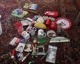 another view of cardinals items