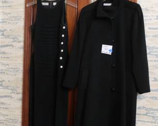 small  women's  clothes