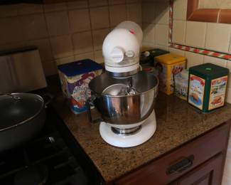 kitchen aid mixer