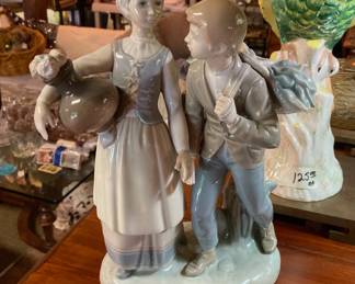 Lladro figurine. 1990's