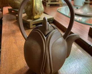 Japanese tea pot