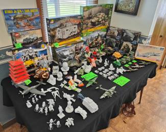 primed 3d prints ready to paint!