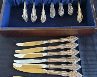 Oneida Michelangelo Silverplate