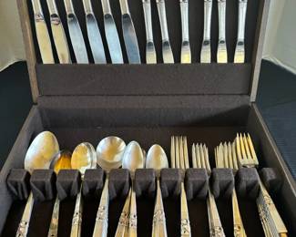 Community Silver Plate, Morningstar 