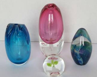 Hand Blown Paper Weights Vase  All Signed