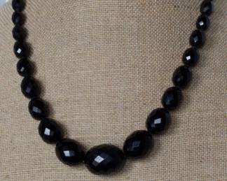 Vintage Cherry Amber Facetted Bakelite Bead Necklace