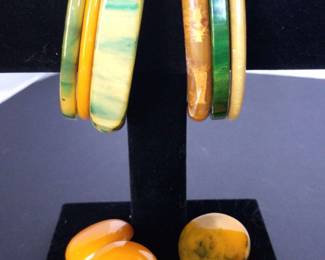 Vintage Green Bakelite Bangles Earrings