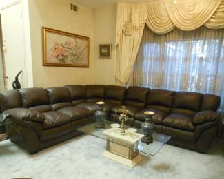 COFFEE TABLE AND URNS NOT FOR SALE.