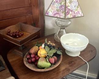 tilt top table with other items