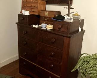 dresser