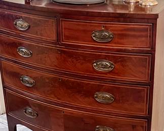 Stunning bow front Georgian chest circa early 1800s