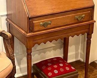 Petite maple secretary