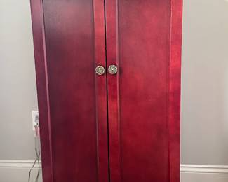 2 Door Cabinet with Shelves 