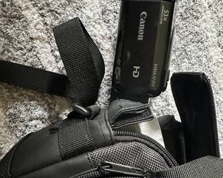 Canon VIXIA HF M31 Full HD 1080p AVCHD 32GB Flash Camcorder