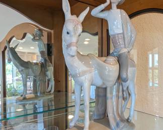 Lladro - the Honey Peddler!