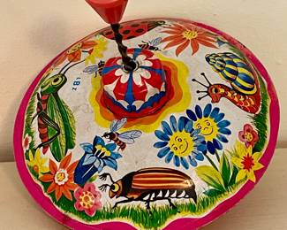 VINTAGE SPINNING TOP