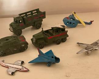VINTAGE DIECAST MINITURES