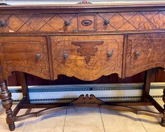 ANTIQUE BUFFET/SIDEBOARD