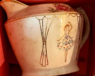 VINTAGE LADY BALLERINA TEA SET