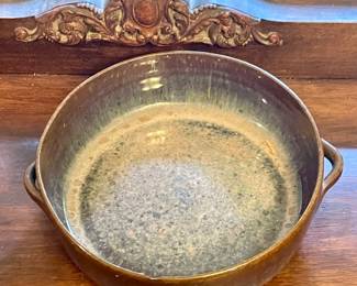 NC GLAZED POTTERY CASSEROLE DISH