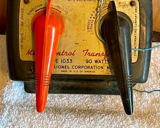 ANTIQUE LIONEL TRANSFORMER