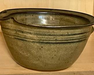JUGTOWN POTTERY BATTER BOWL