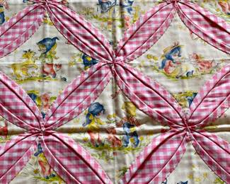 VINTAGE BABY QUILT