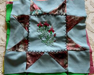 VINTAGE/ANTIQUE QUILT PANEL