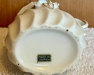 ANTIQUE PITCHER/CREAMER - JAPAN