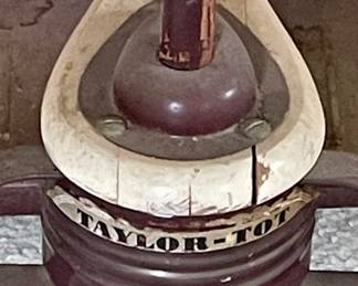 VINTAGE/ANTIQUETAYLOR-TOT METAL STROLLER