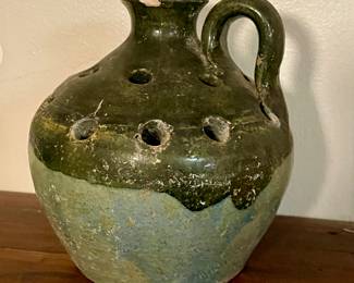 POTTERY "FROG" JUG/VASE