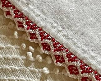 VINTAGE/ANTIQUE LINENS