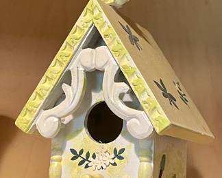 BIRDHOUSE DECOR