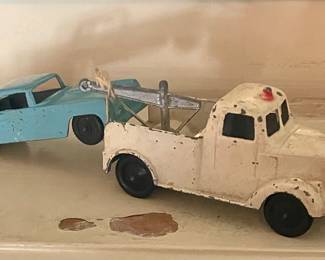 VINTAGE TOOTSIETOY DIECAST