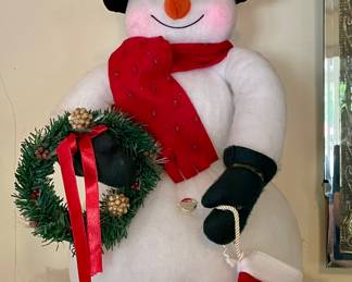 CHRISTMAS DECOR - LIGHTED SNOWMAN