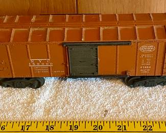 ANTIQUE O-GUAGE BOX CAR