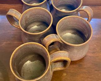 POTT'S TOWN POTTERY MUGS