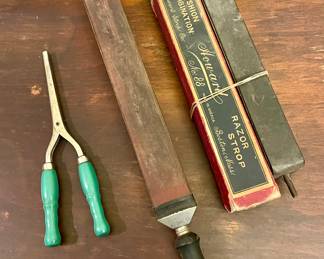 ANTIQUE BARBER TOOLS