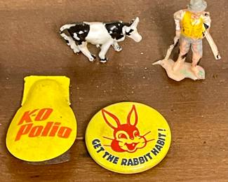 VINTAGE ADVERTISING AND FIGURES