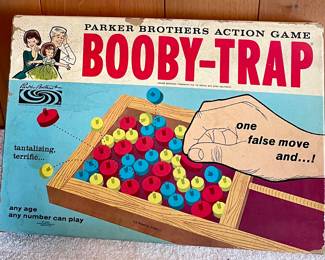 VINTAGE BOOBY TRAP BOARD GAME