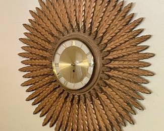 VINTAGE STARBURST CLOCK